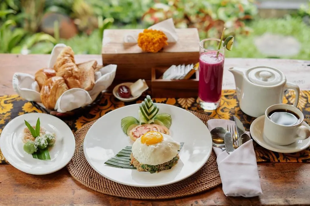 Moringa Ubud Villa Indonesia